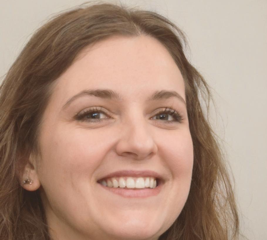 Siriporn Thanakit, Financial Planning Instructor